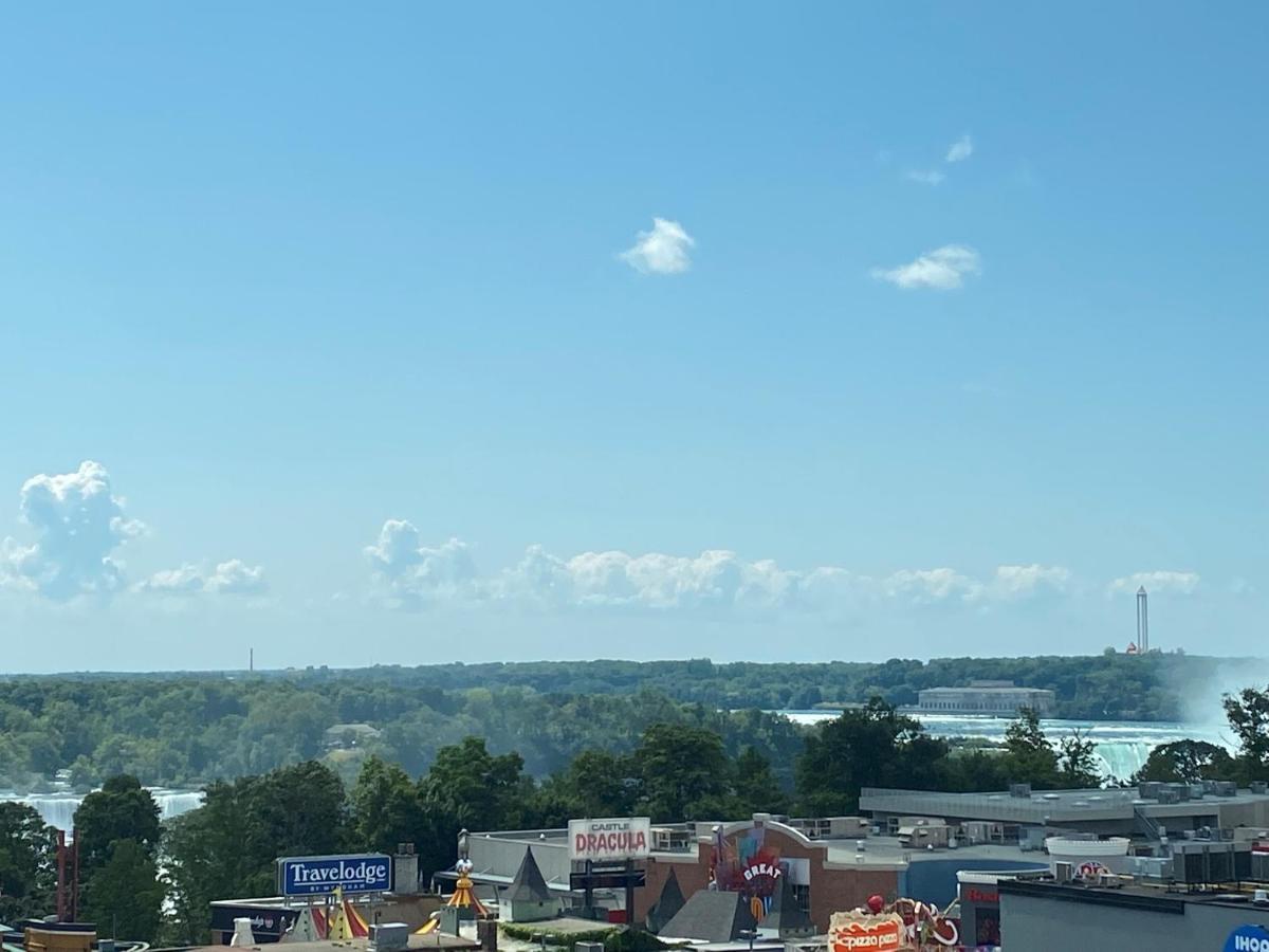 Hotel The Falls & Niagara Falls