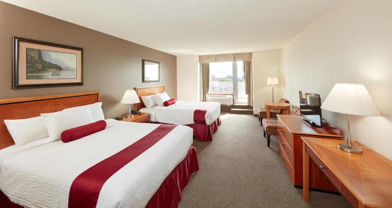 Hotel The Falls &